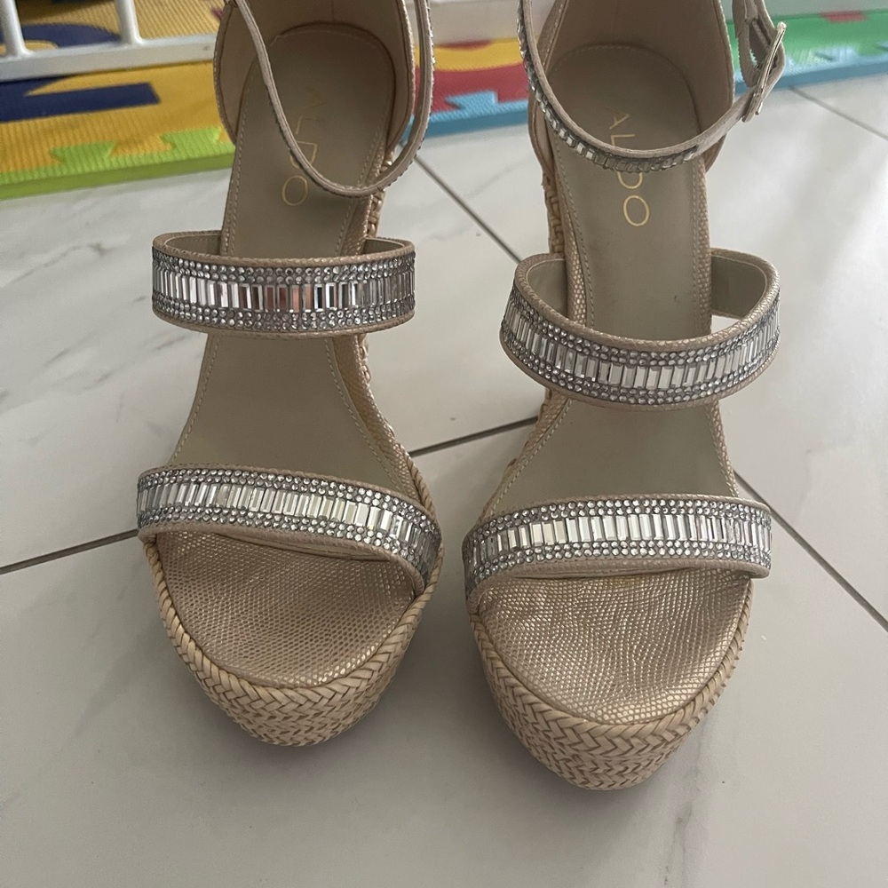 Aldo AFEWIEL RHINESTONE strap WEDGE SANDALS 37 6.5